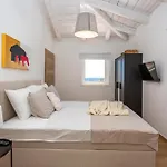 Pet Friendly In Holiday home *