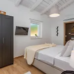 Holiday home Pet Friendly In *